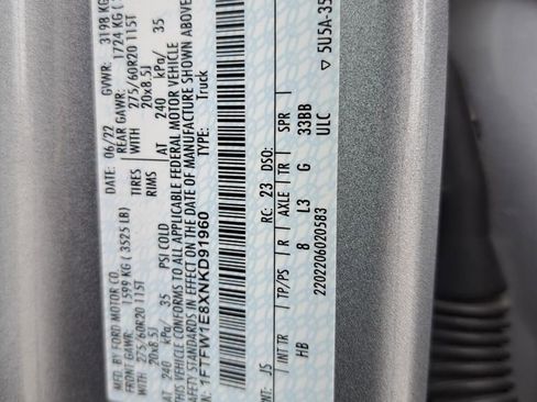 Used 2022 Ford F150 Lariat w/ Equipment Group 502A High image 29