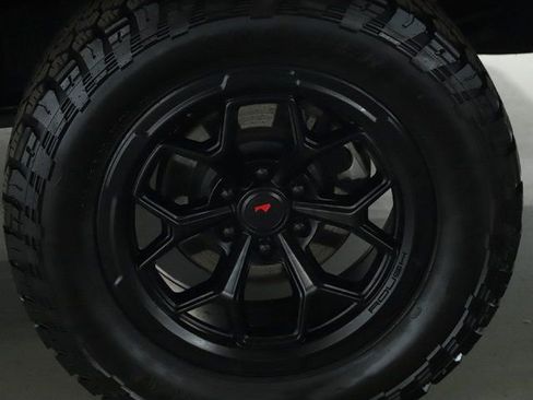 Used 2024 Ford F150 Lariat w/ Equipment Group 502A High image 45