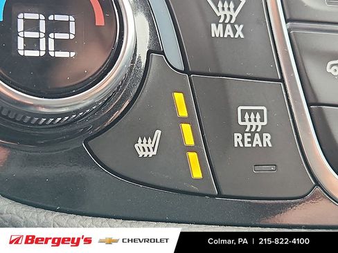 Certified 2022 Chevrolet Equinox Premier image 28