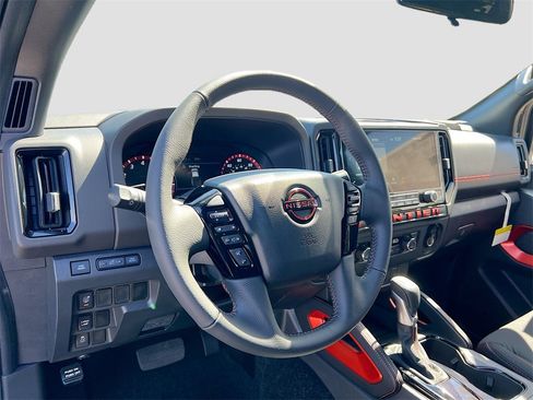 New 2025 Nissan Frontier Pro-X image 9