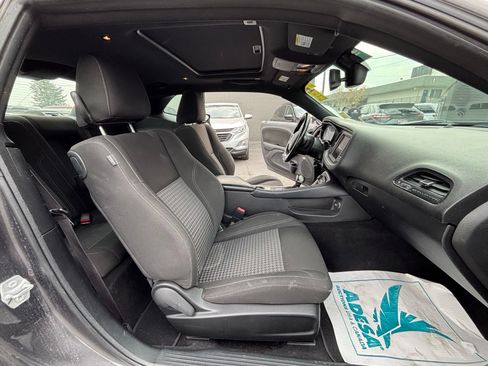 Used 2021 Dodge Challenger SXT w/ Driver Convenience Group AWD/4WD image 16
