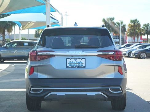Used 2023 Kia Seltos S image 5