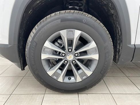 New 2026 Chevrolet Equinox LT w/ Safety and Technology Package AWD/4WD image 7
