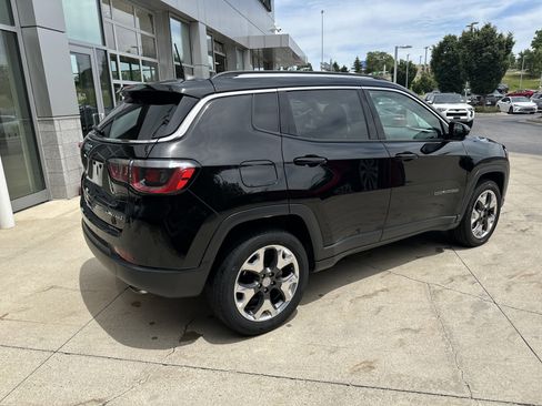 Used 2018 Jeep Compass Limited w/ Navigation Group AWD/4WD image 6
