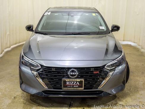 Used 2024 Nissan Sentra SR w/ SR Premium Package image 6