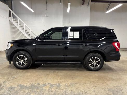 Used 2021 Ford Expedition XLT RWD image 4