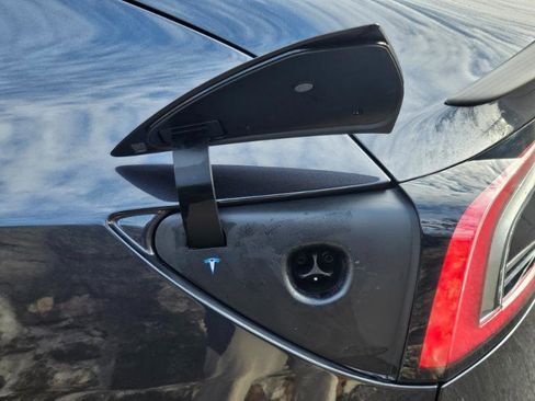 Used 2024 Tesla Model 3 Performance image 31