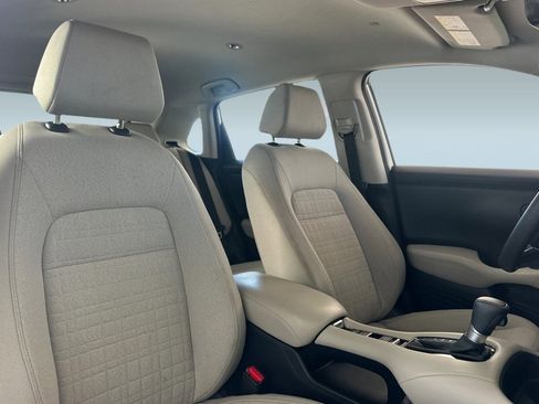 Certified 2023 Honda HR-V LX image 30