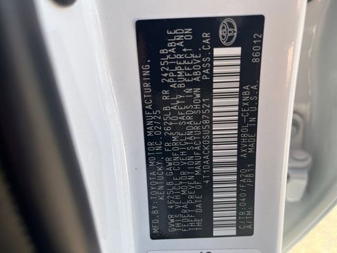 Used 2025 Toyota Camry LE image 23