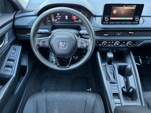 Used 2023 Honda Accord EX image 15