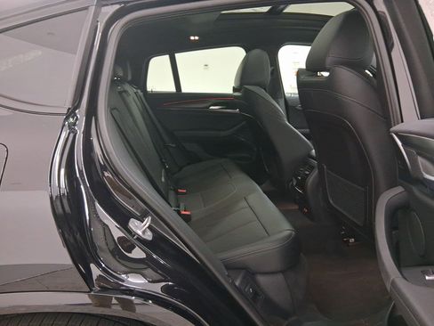 Certified 2023 BMW X4 M40i image 31