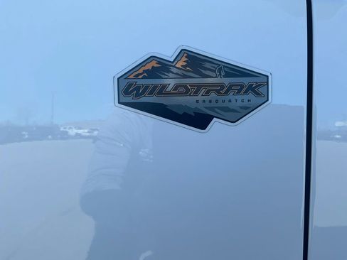 Used 2024 Ford Bronco Wildtrak image 12