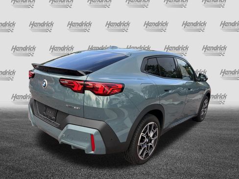 Used 2025 BMW X2 xDrive28i AWD/4WD image 10