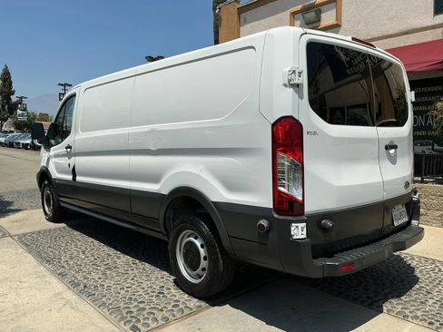 Used 2018 Ford Transit 250 148 Low Roof RWD image 7