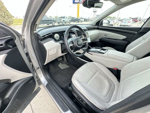 Used 2022 Hyundai Tucson Limited AWD/4WD image 10