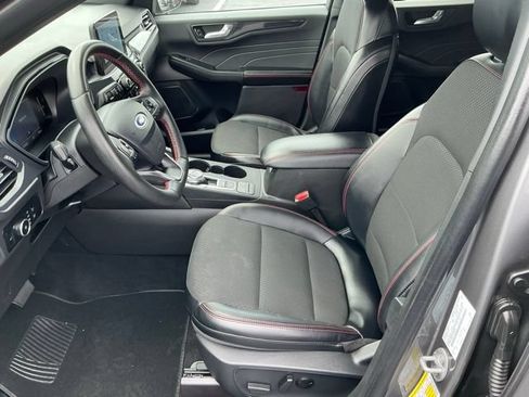 Used 2025 Ford Escape ST-Line Select AWD/4WD image 12