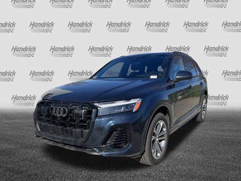 Certified 2025 Audi Q7 2.0T Premium w/ Convenience Plus Package image 5