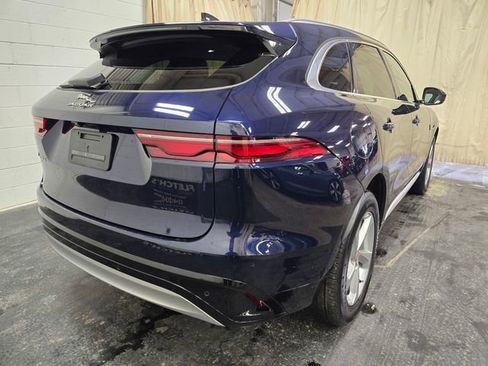 Used 2023 Jaguar F-PACE S image 8