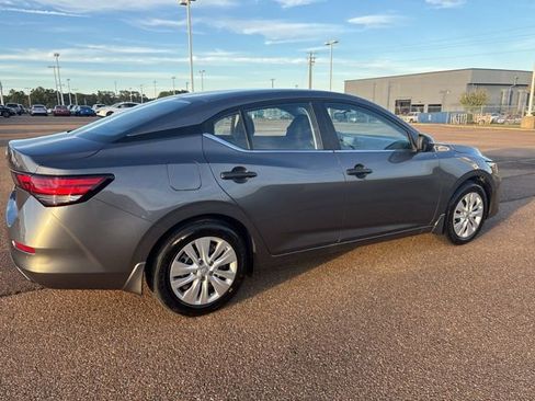 New 2025 Nissan Sentra S image 4