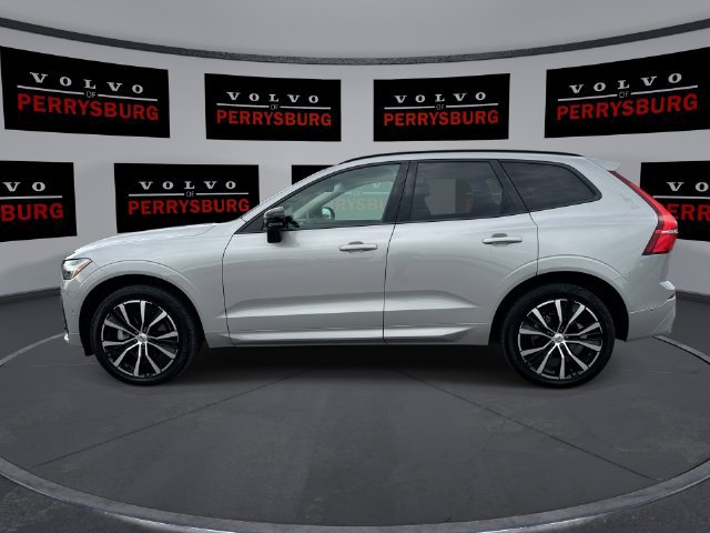 Used 2024 Volvo XC60 B5 Plus w/ Protection Package Premier AWD/4WD image 5