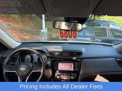 Used 2019 Nissan Rogue SV w/ Premium Package AWD/4WD image 7