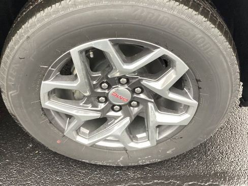 New 2025 GMC Sierra 1500 SLT w/ SLT Premium Plus Package image 13