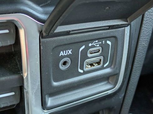 Used 2023 Jeep Gladiator Sport AWD/4WD image 20