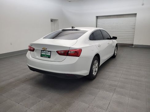 Used 2018 Chevrolet Malibu LS FWD image 9
