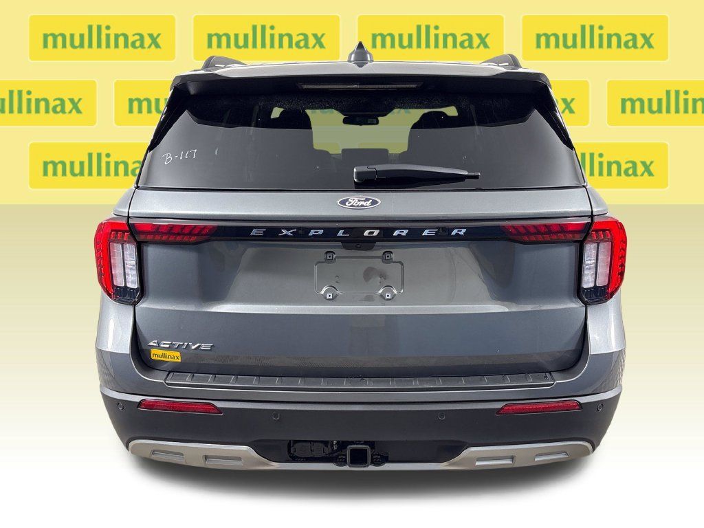 New 2027 Ford Explorer Active w/ Active Comfort Package RWD image 31