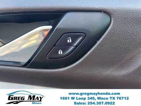 Used 2023 GMC Acadia SLT AWD/4WD image 24