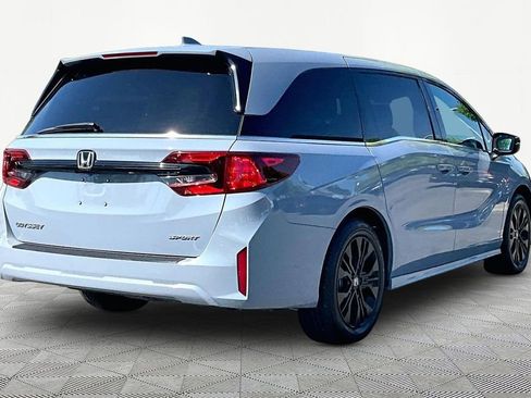 Certified 2025 Honda Odyssey Sport-L image 5