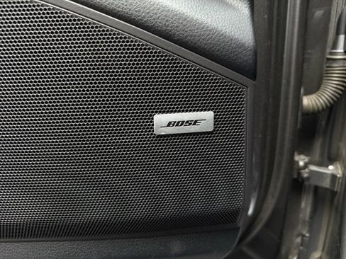 Used 2019 Porsche Cayenne image 27