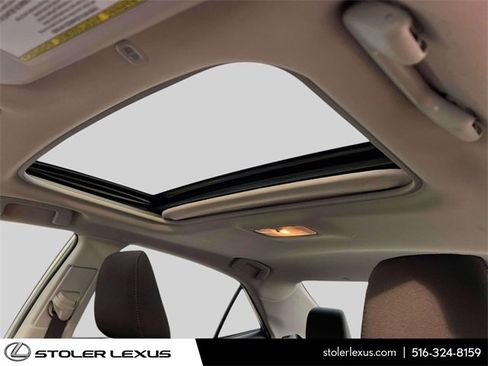 Used 2018 Toyota Corolla L image 21