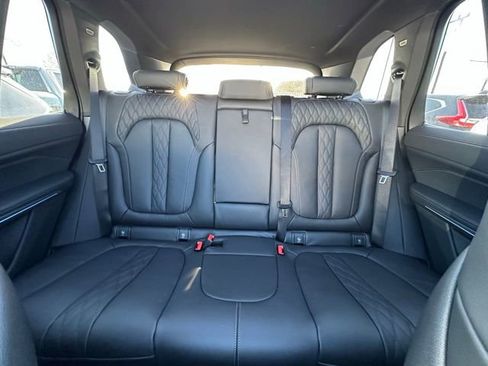 Certified 2026 BMW X5 xDrive50e w/ M Sport Package AWD/4WD image 32