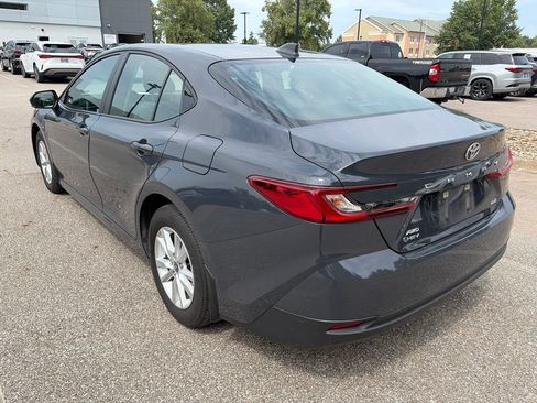 Used 2025 Toyota Camry LE AWD/4WD image 7