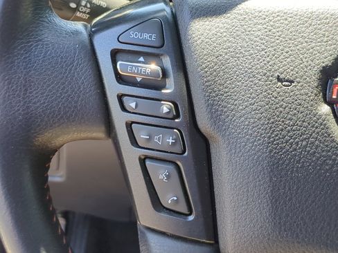 Used 2023 Nissan Titan PRO-4X w/ Pro-4x Convenience Package AWD/4WD image 19