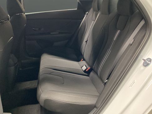 New 2026 Hyundai Elantra SEL FWD image 23