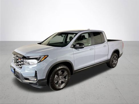 New 2026 Honda Ridgeline TrailSport image 2