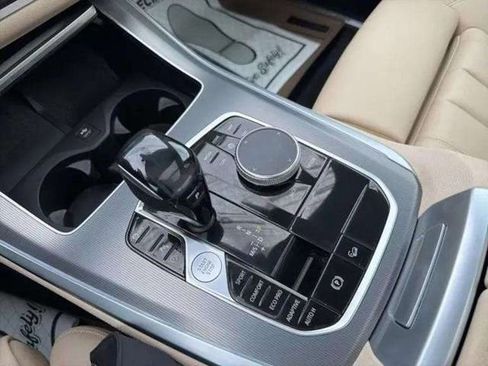 Used 2019 BMW X5 xDrive40i w/ Premium Package 2 image 14