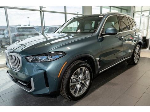 New 2026 BMW X5 xDrive40i w/ Climate Comfort Package AWD/4WD image 44