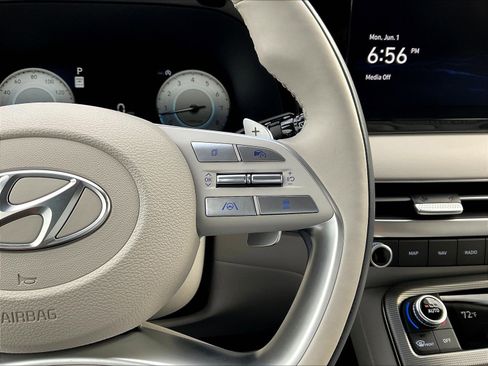 Used 2025 Hyundai Palisade Calligraphy AWD/4WD image 12