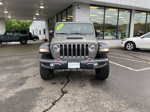 Used 2023 Jeep Gladiator Mojave w/ Cold Weather Group AWD/4WD image 2
