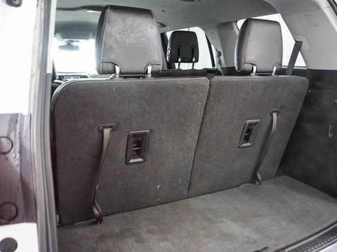 Used 2019 GMC Acadia SLT image 18