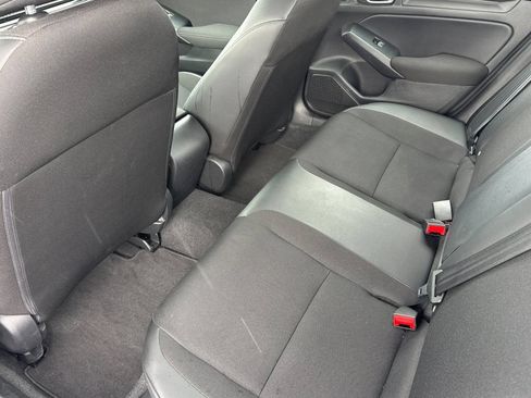 Used 2025 Honda Civic Sport image 15