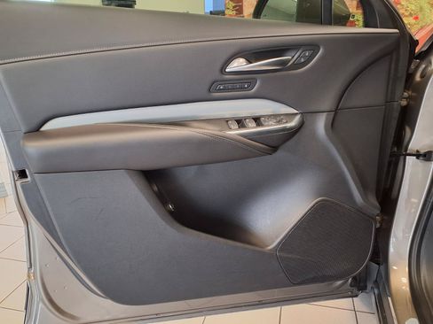 Used 2020 Cadillac XT4 Premium Luxury FWD image 22