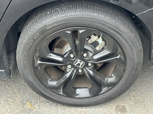 Used 2025 Honda Accord SE image 4