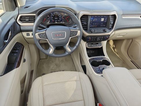 Used 2022 GMC Acadia Denali image 11