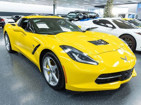 Used 2014 Chevrolet Corvette Stingray Coupe image 4