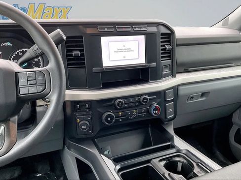 Used 2023 Ford F350 XLT w/ FX4 Off-Road Package AWD/4WD image 13