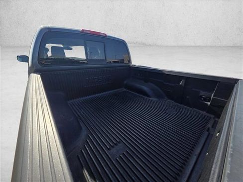 Used 2019 Nissan Frontier SV image 12